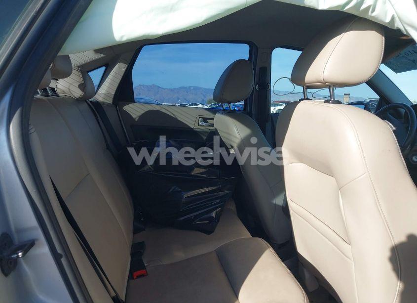 Photo 8 of 2011 Ford Focus SEL (VIN 1FAHP3HN5BW140843)