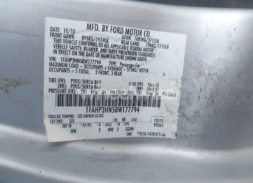 Photo 9 of 2011 Ford Focus SEL (VIN 1FAHP3HN5BW177794)