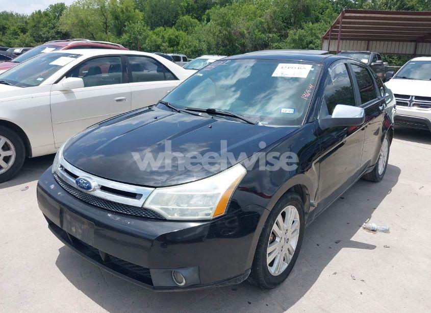 Photo 2 of 2011 Ford Focus SEL (VIN 1FAHP3HN5BW196894)