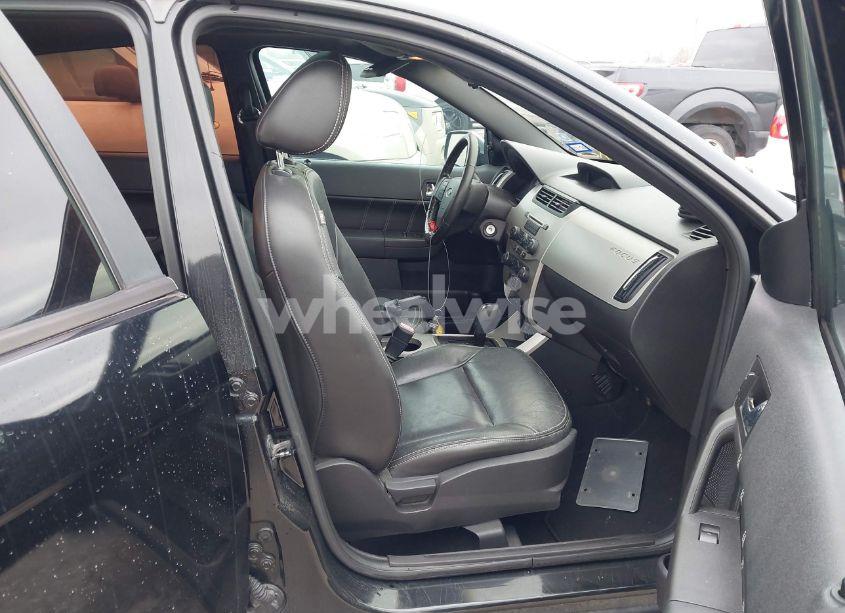 Photo 5 of 2010 Ford Focus SEL (VIN 1FAHP3HN6AW173056)