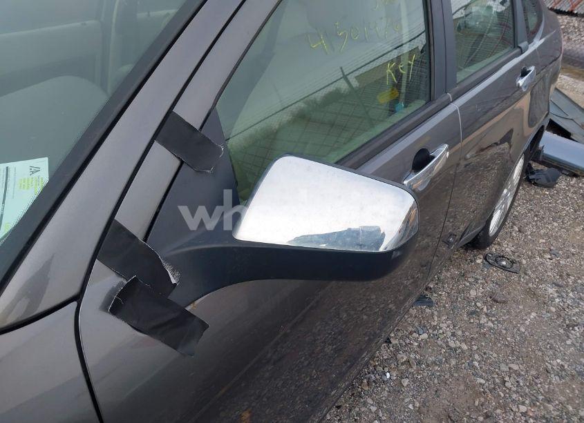 Photo 6 of 2010 Ford Focus SEL (VIN 1FAHP3HN6AW175843)