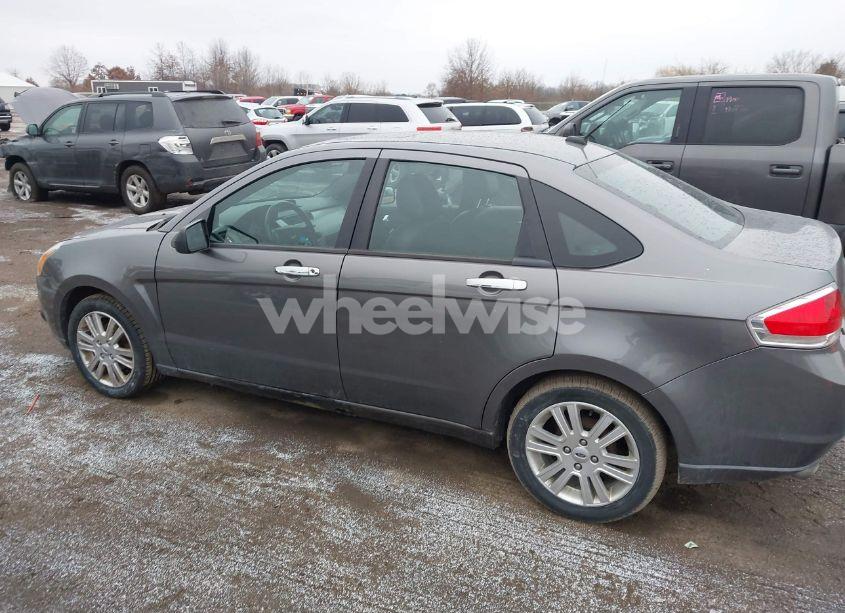 Photo 14 of 2010 Ford Focus SEL (VIN 1FAHP3HN6AW250962)
