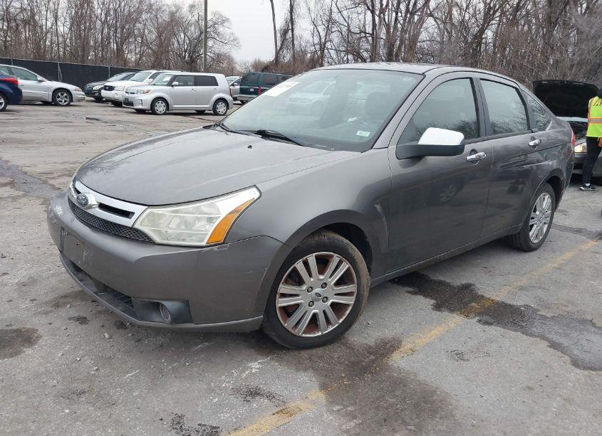 Photo 2 of 2010 Ford Focus SEL (VIN 1FAHP3HN7AW163393)