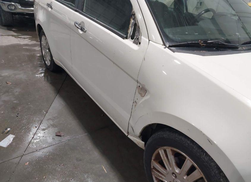 Photo 6 of 2010 Ford Focus SEL (VIN 1FAHP3HN7AW188407)