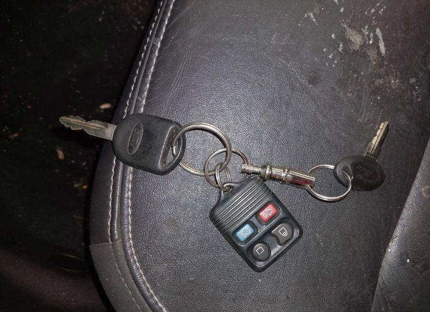 Photo 11 of 2010 Ford Focus SEL (VIN 1FAHP3HN7AW242675)