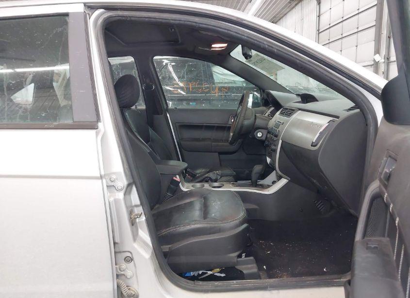 Photo 5 of 2010 Ford Focus SEL (VIN 1FAHP3HN7AW242675)