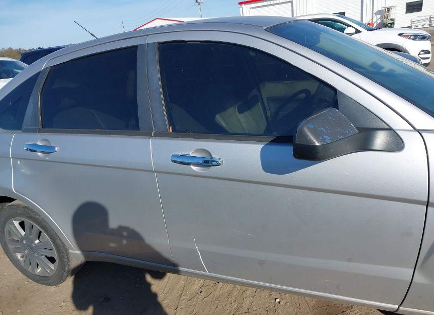 Photo 13 of 2010 Ford Focus SEL (VIN 1FAHP3HN7AW266815)