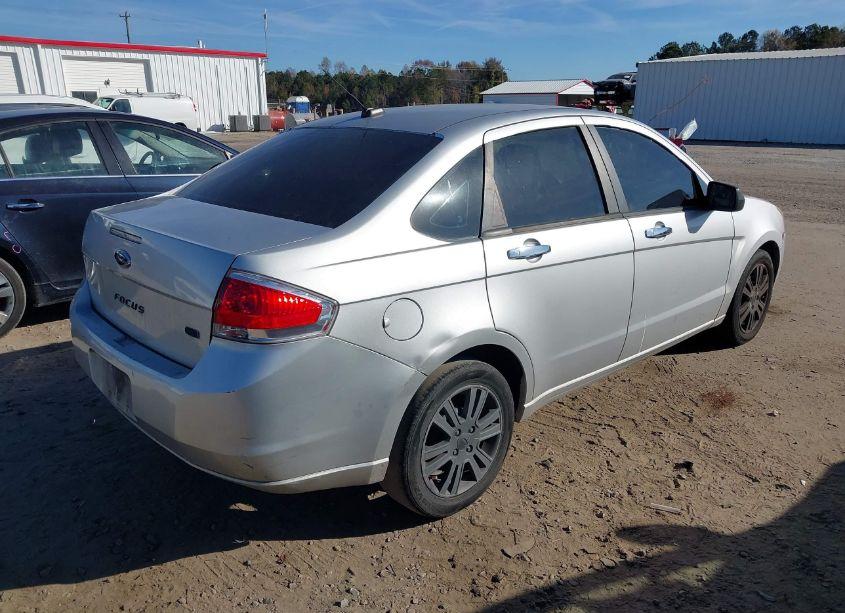 Photo 4 of 2010 Ford Focus SEL (VIN 1FAHP3HN7AW266815)