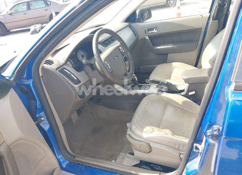 Photo 5 of 2010 Ford Focus SEL (VIN 1FAHP3HN7AW267088)