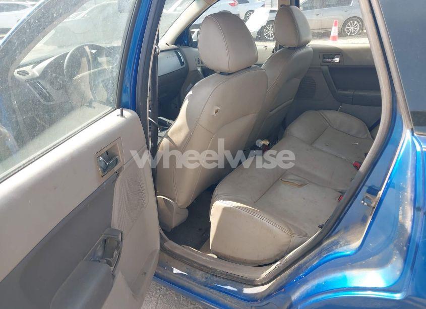 Photo 8 of 2010 Ford Focus SEL (VIN 1FAHP3HN7AW267088)