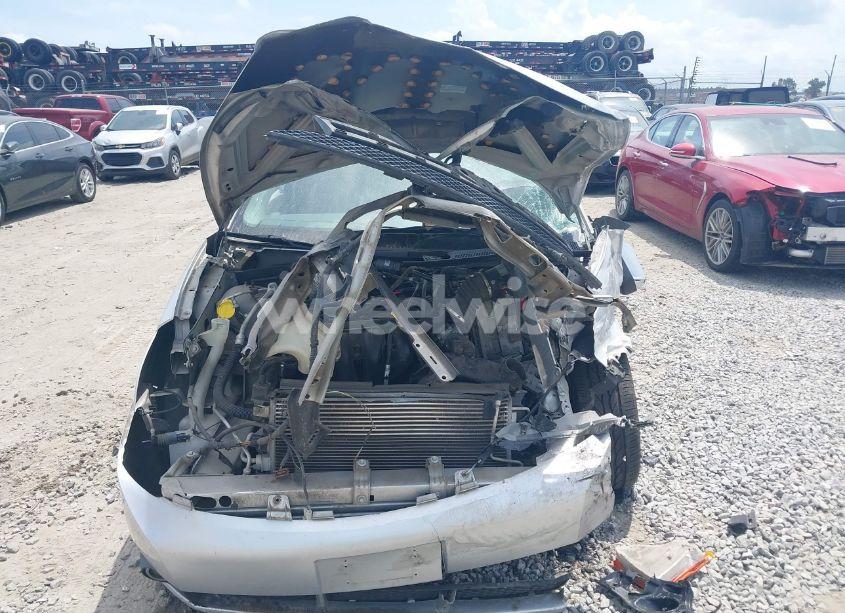 Photo 12 of 2011 Ford Focus SEL (VIN 1FAHP3HN7BW102143)