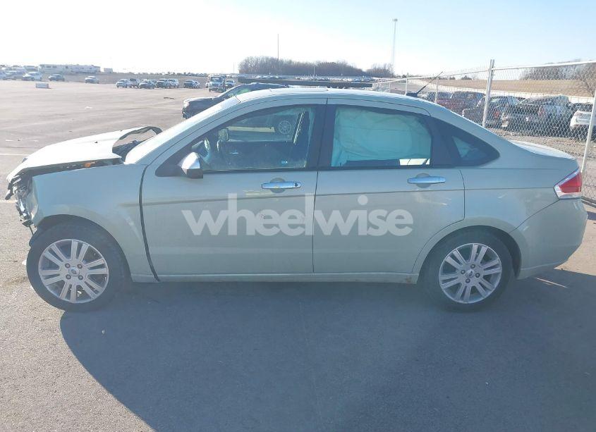 Photo 14 of 2011 Ford Focus SEL (VIN 1FAHP3HN7BW148314)