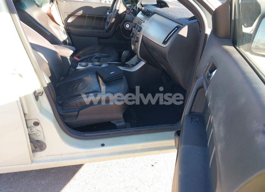 Photo 5 of 2011 Ford Focus SEL (VIN 1FAHP3HN7BW148314)