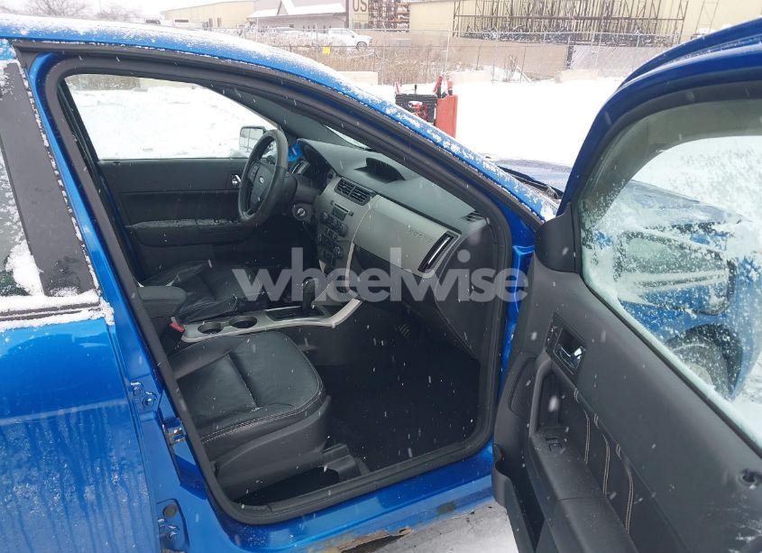 Photo 5 of 2011 Ford Focus SEL (VIN 1FAHP3HN7BW162911)