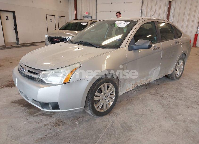 Photo 2 of 2010 Ford Focus SEL (VIN 1FAHP3HN8AW248291)