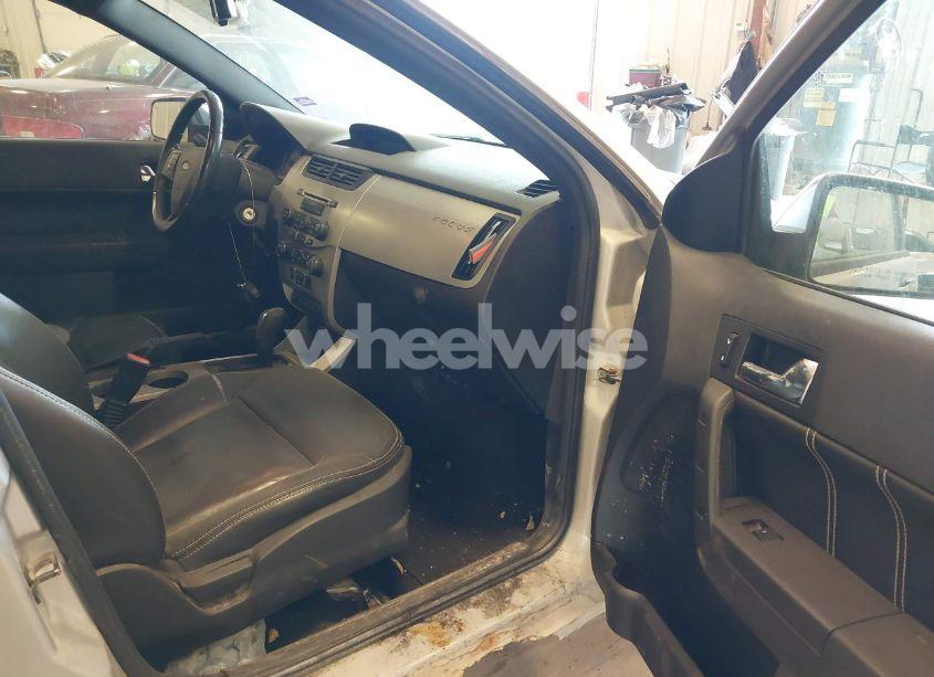 Photo 5 of 2010 Ford Focus SEL (VIN 1FAHP3HN8AW248291)