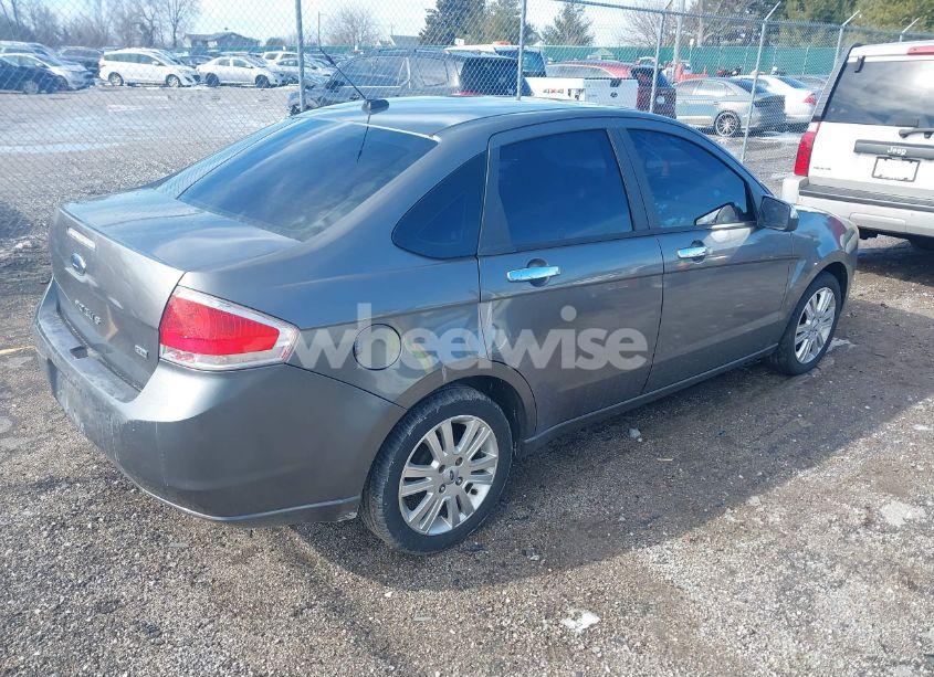 Photo 4 of 2010 Ford Focus SEL (VIN 1FAHP3HN9AW157191)