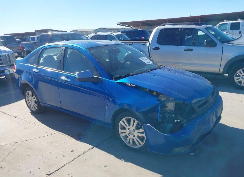 2010 Ford Focus SEL (VIN 1FAHP3HN9AW186626) main photo