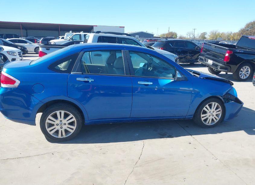 Photo 13 of 2010 Ford Focus SEL (VIN 1FAHP3HN9AW186626)