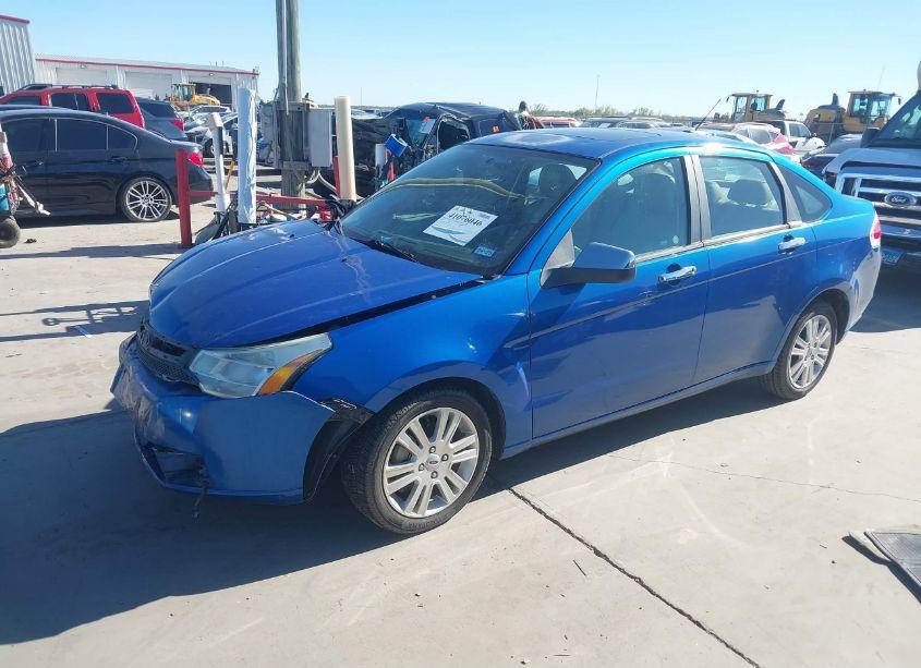 Photo 2 of 2010 Ford Focus SEL (VIN 1FAHP3HN9AW186626)