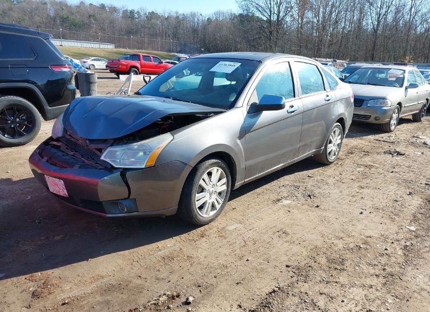 Photo 2 of 2010 Ford Focus SEL (VIN 1FAHP3HN9AW208527)