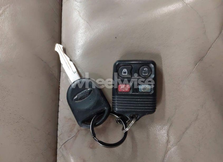 Photo 11 of 2010 Ford Focus SEL (VIN 1FAHP3HN9AW262037)