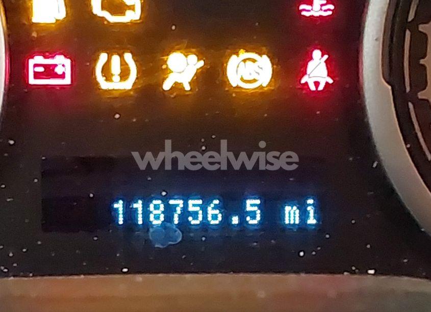 Photo 16 of 2010 Ford Focus SEL (VIN 1FAHP3HN9AW262037)