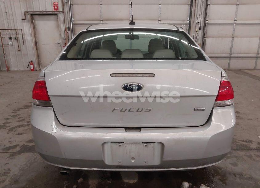 Photo 17 of 2010 Ford Focus SEL (VIN 1FAHP3HN9AW262037)