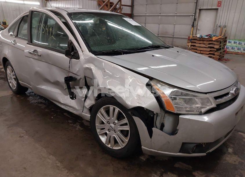 Photo 6 of 2010 Ford Focus SEL (VIN 1FAHP3HN9AW262037)