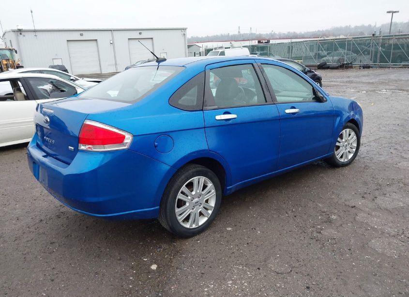 Photo 4 of 2011 Ford Focus SEL (VIN 1FAHP3HN9BW104945)