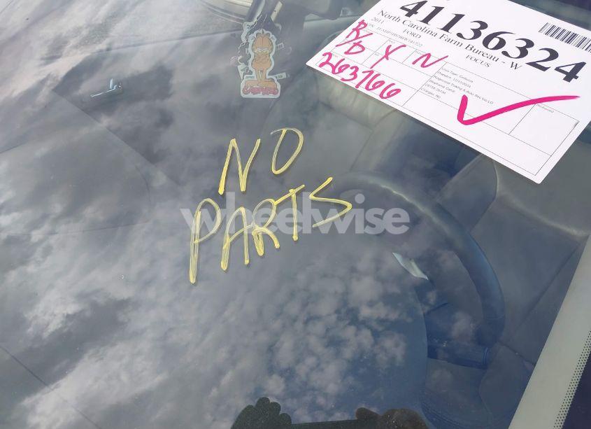 Photo 12 of 2011 Ford Focus SEL (VIN 1FAHP3HN9BW141722)