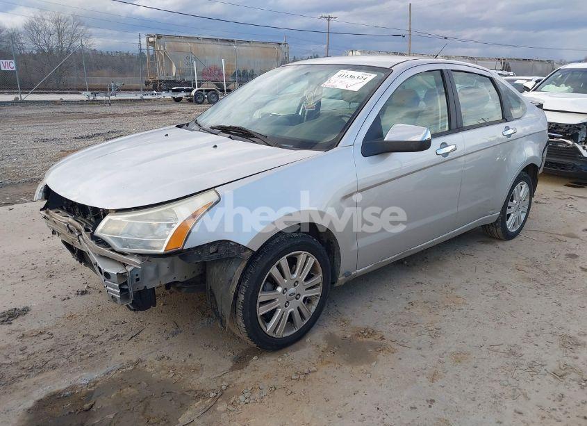 Photo 2 of 2011 Ford Focus SEL (VIN 1FAHP3HN9BW141722)