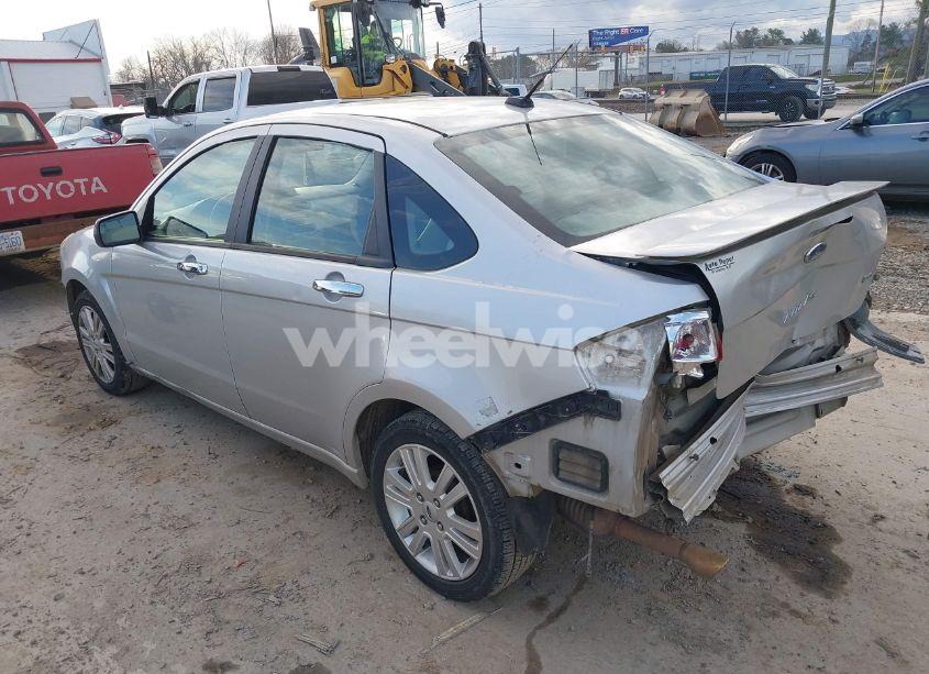 Photo 3 of 2011 Ford Focus SEL (VIN 1FAHP3HN9BW141722)