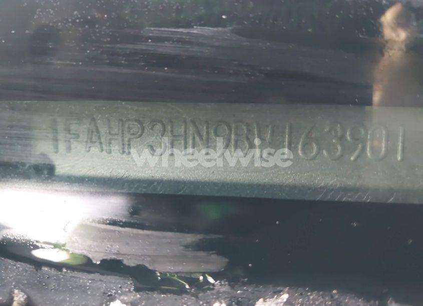 Photo 9 of 2011 Ford Focus SEL (VIN 1FAHP3HN9BW163901)