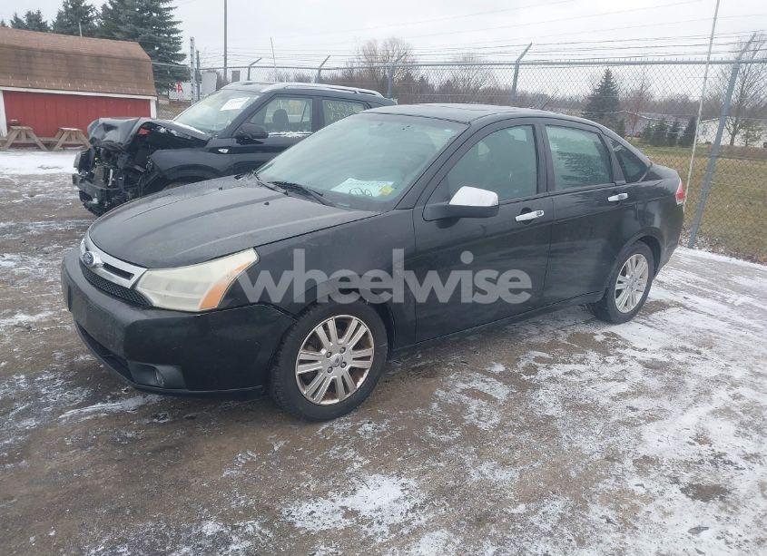Photo 2 of 2011 Ford Focus SEL (VIN 1FAHP3HN9BW164109)