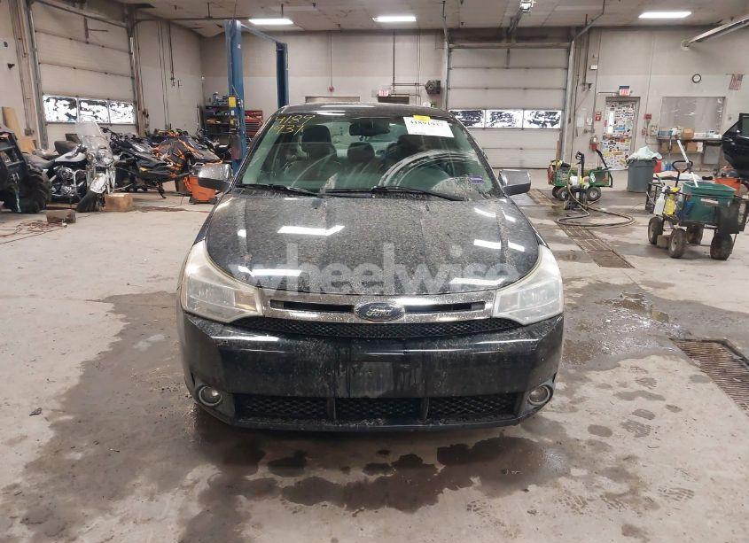 Photo 13 of 2010 Ford Focus SEL (VIN 1FAHP3HNXAW118514)