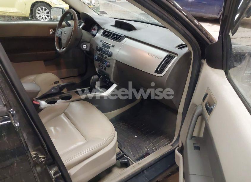 Photo 5 of 2010 Ford Focus SEL (VIN 1FAHP3HNXAW118514)