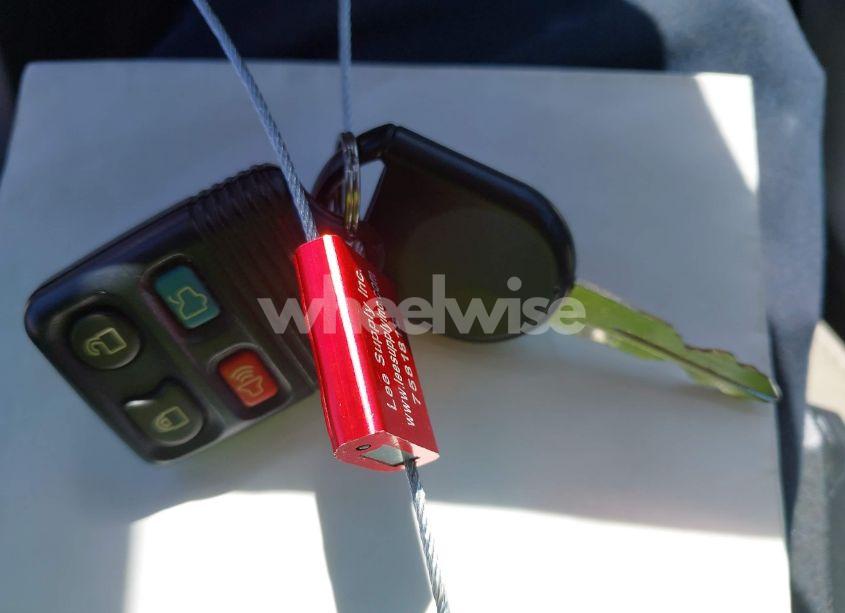 Photo 11 of 2010 Ford Focus SEL (VIN 1FAHP3HNXAW155384)