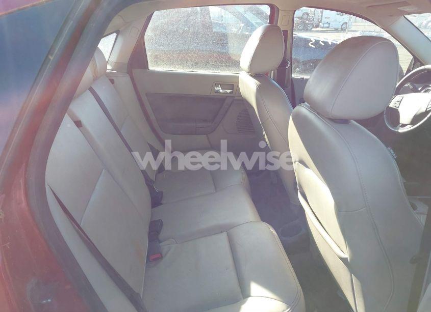 Photo 8 of 2010 Ford Focus SEL (VIN 1FAHP3HNXAW195593)