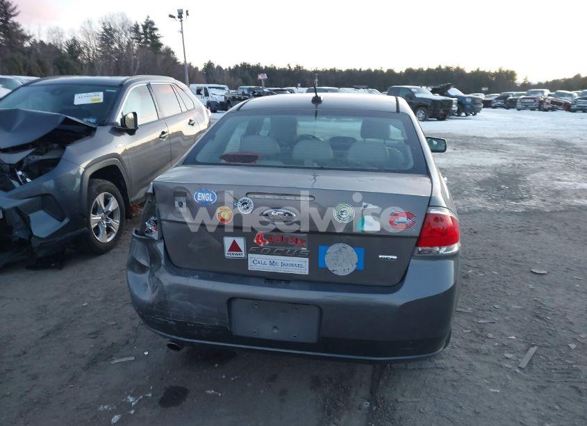 Photo 16 of 2010 Ford Focus SEL (VIN 1FAHP3HNXAW293927)