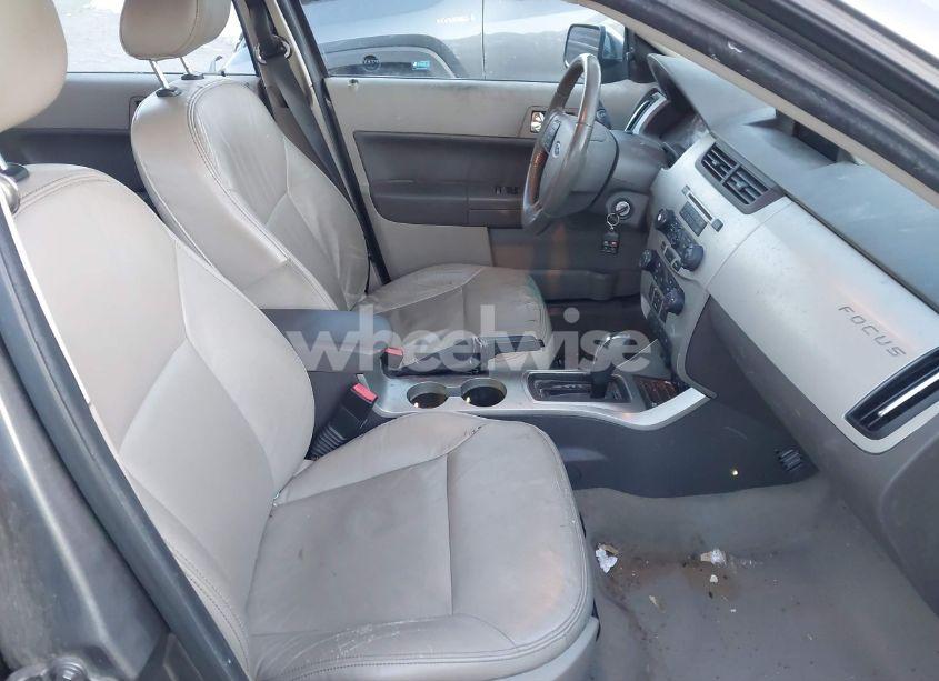 Photo 5 of 2010 Ford Focus SEL (VIN 1FAHP3HNXAW293927)