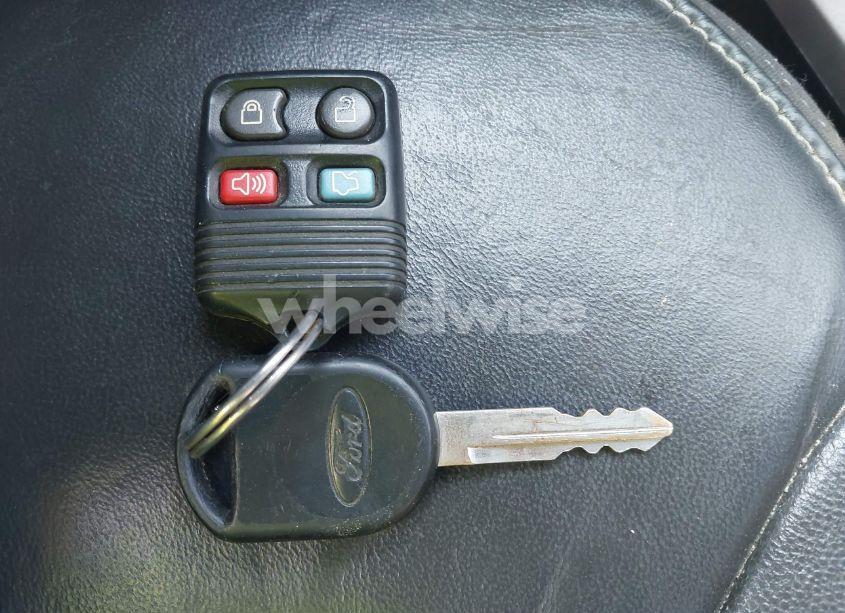 Photo 11 of 2011 Ford Focus SEL (VIN 1FAHP3HNXBW182781)