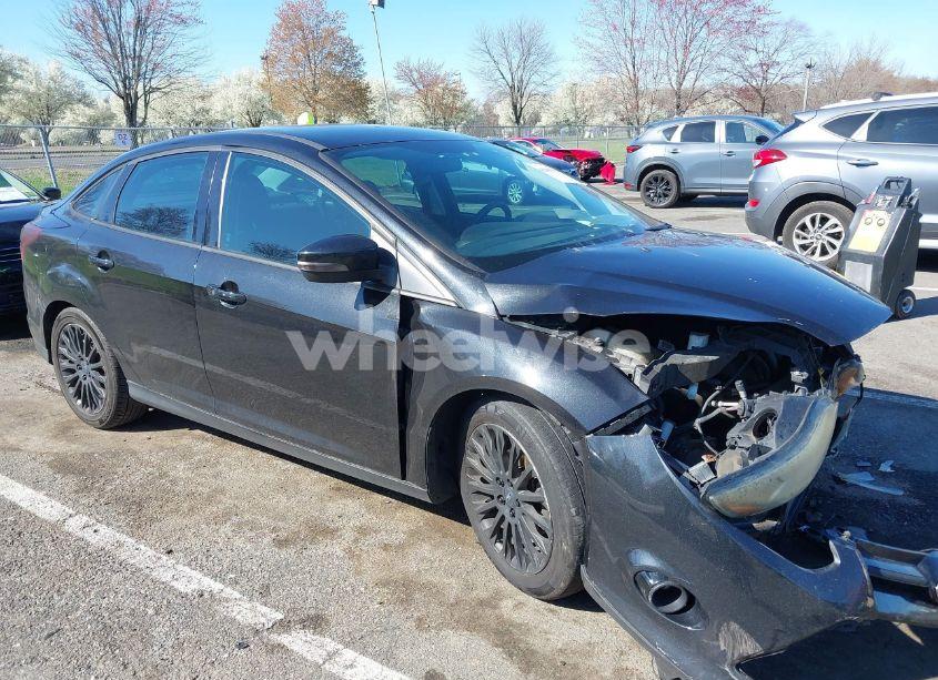 Photo 17 of 2012 Ford Focus TITANIUM (VIN 1FAHP3J20CL480016)