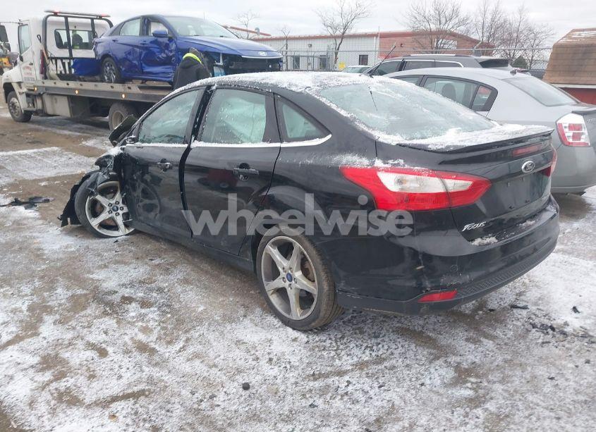 Photo 3 of 2012 Ford Focus TITANIUM (VIN 1FAHP3J21CL215122)
