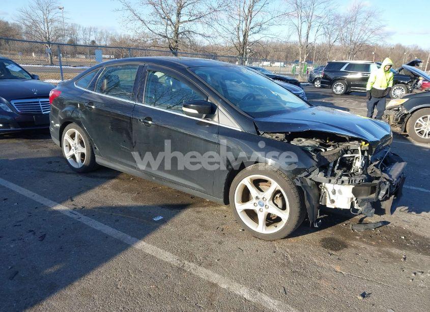 2012 Ford Focus TITANIUM (VIN 1FAHP3J21CL229957) main photo