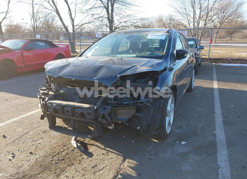 Photo 6 of 2012 Ford Focus TITANIUM (VIN 1FAHP3J21CL229957)