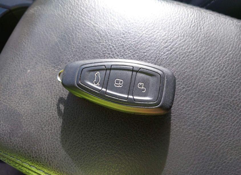 Photo 11 of 2012 Ford Focus TITANIUM (VIN 1FAHP3J23CL151892)