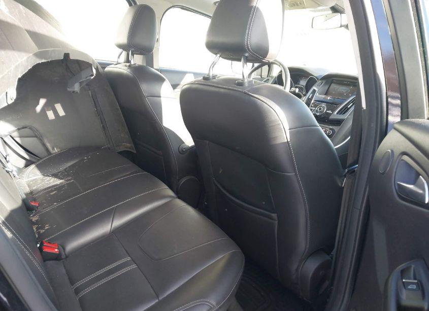 Photo 8 of 2012 Ford Focus TITANIUM (VIN 1FAHP3J23CL151892)