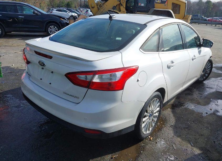 Photo 4 of 2012 Ford Focus TITANIUM (VIN 1FAHP3J24CL210299)