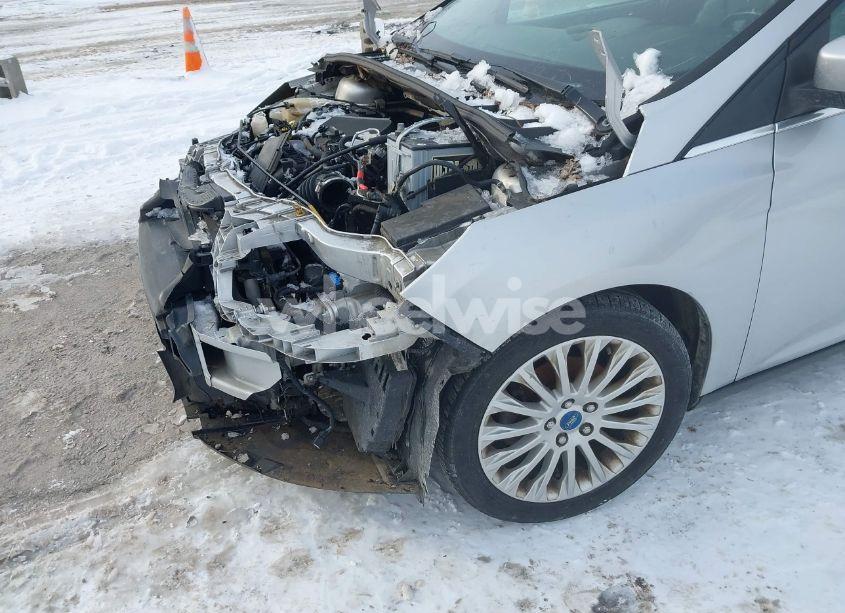 Photo 13 of 2012 Ford Focus TITANIUM (VIN 1FAHP3J25CL447352)